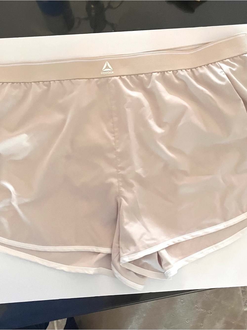 Reebok Women's Courtside Shorts in Light Beige with White Trim Sz 3XL